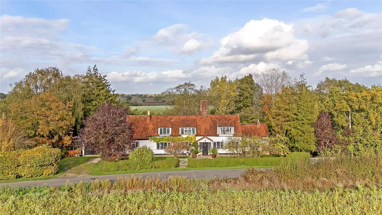 5 bed house for sale — Cornish Hall End Road, Stambourne, Halstead, Essex, CO9 4PE