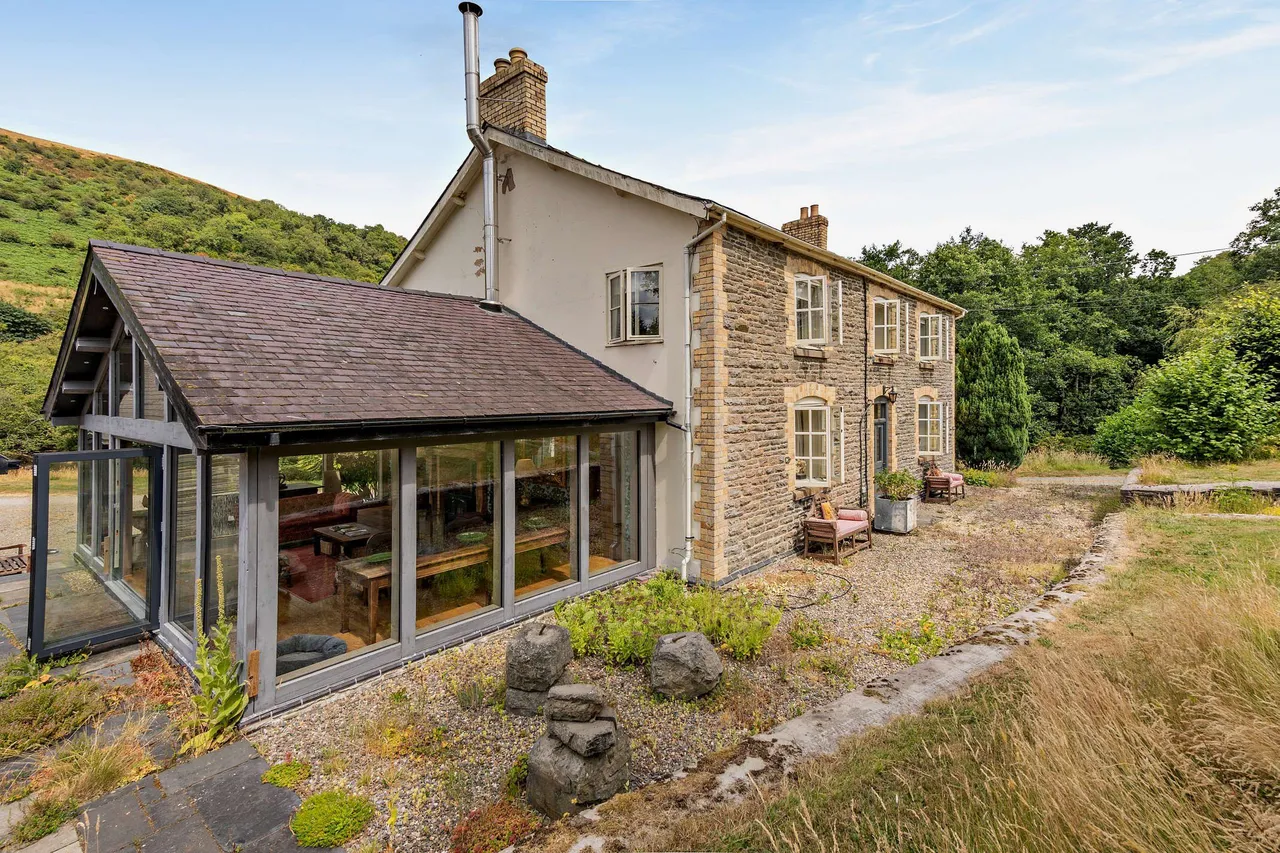 Dolau, Llandrindod Wells, LD1, photo 27