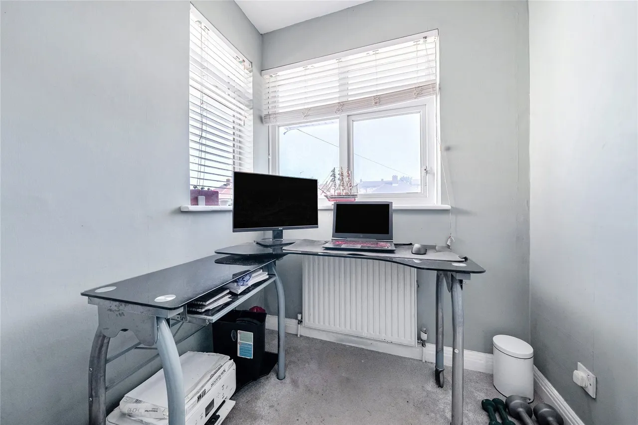 Brownspring Drive, London, SE9, photo 11