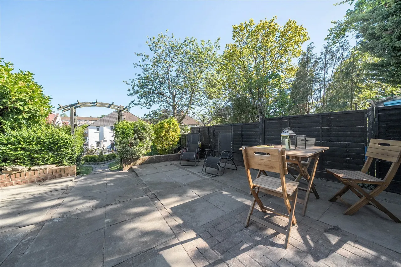 Brownspring Drive, London, SE9, photo 23