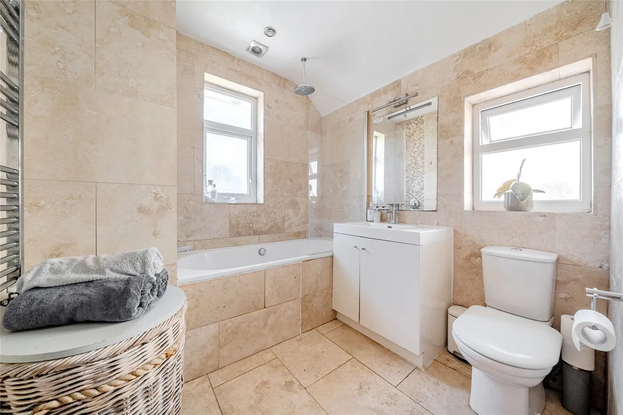 Brownspring Drive, London, SE9, photo 12