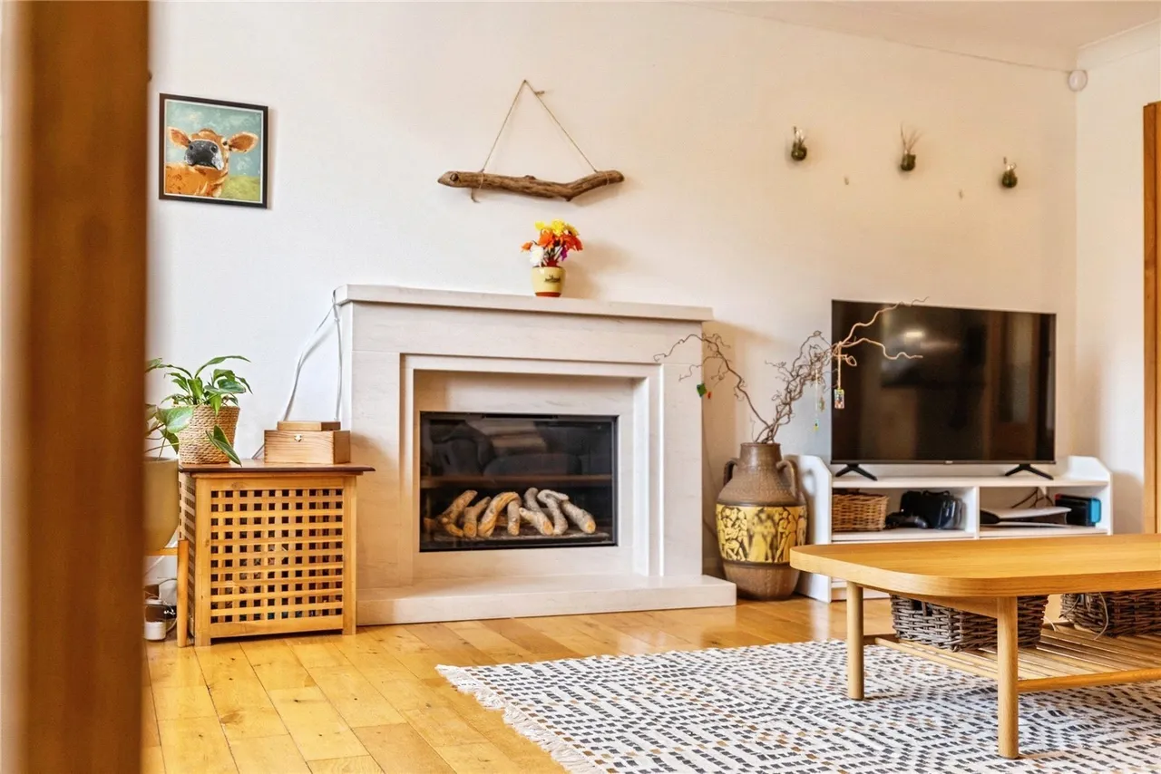 Hardwick Close, Bradley Fold, M26, photo 8