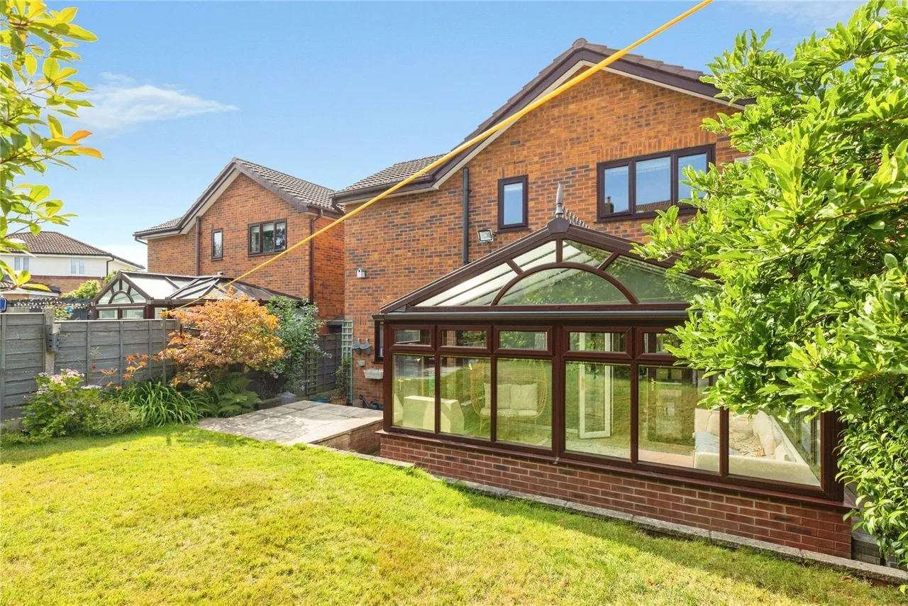 Hardwick Close, Bradley Fold, M26, photo 21