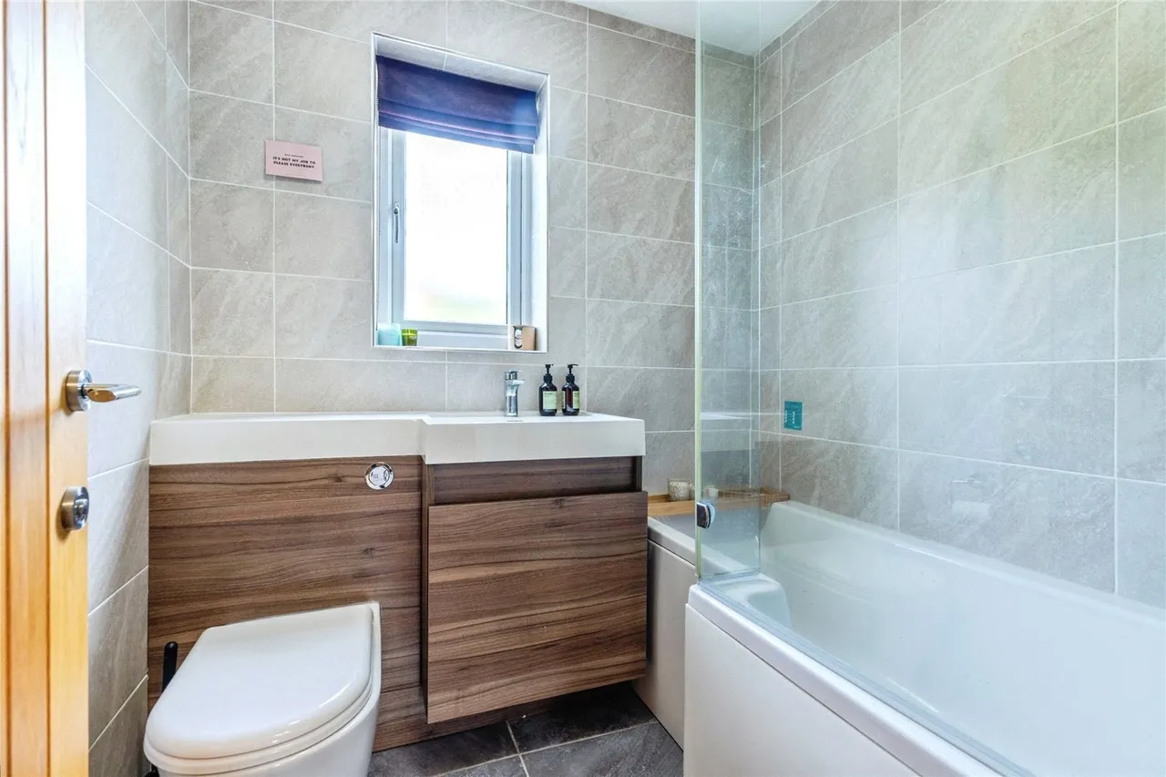 Hardwick Close, Bradley Fold, M26, photo 12