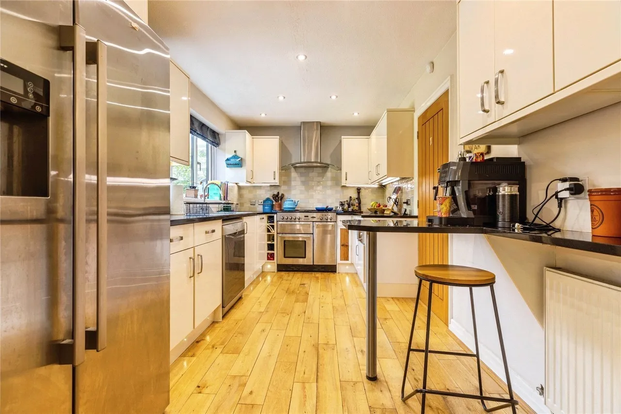 Hardwick Close, Bradley Fold, M26, photo 9