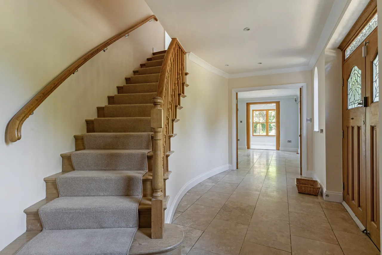 Northcroft Close, Egham, TW20, photo 3