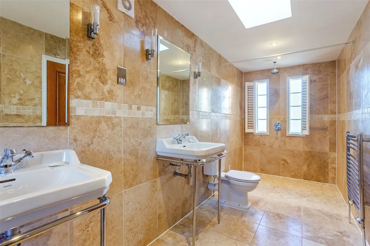 Northcroft Close, Egham, TW20, photo 6
