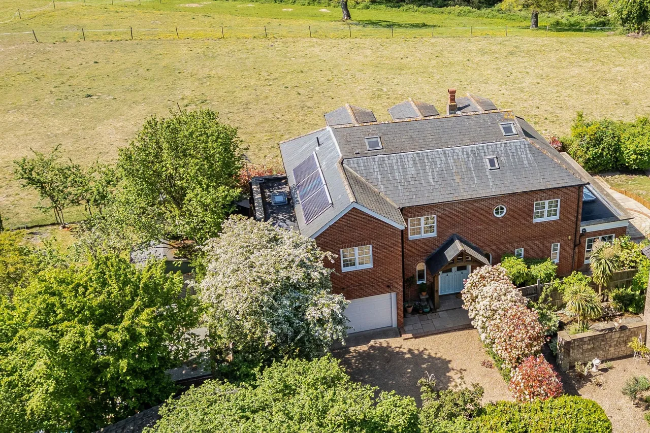 Northcroft Close, Egham, TW20, photo 11
