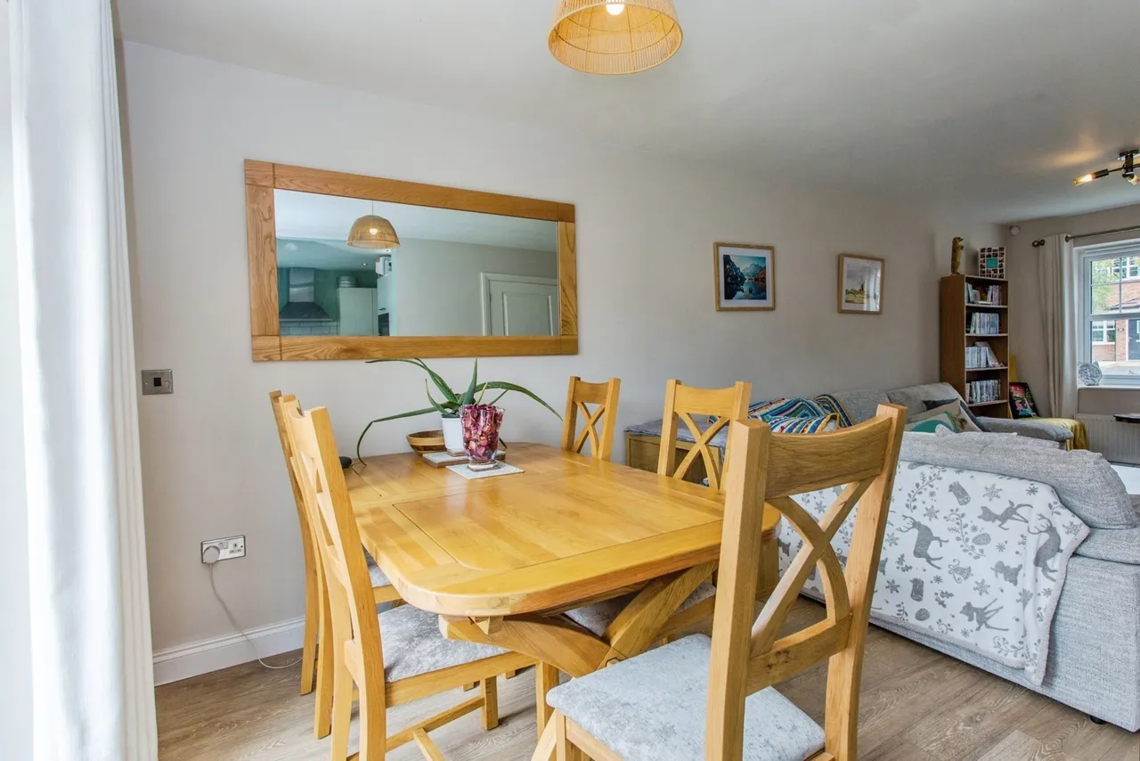 Cypress Close, Leyland, PR25, photo 18