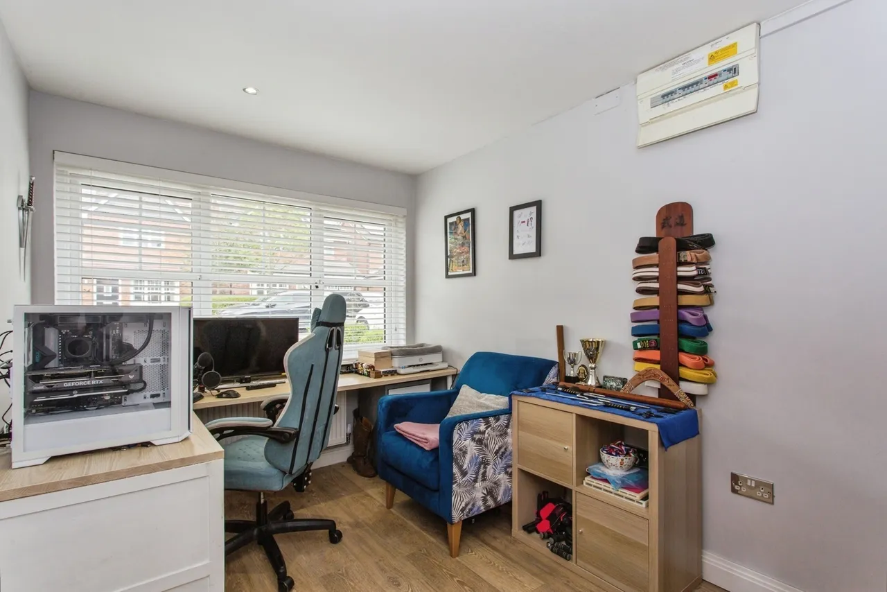 Cypress Close, Leyland, PR25, photo 7