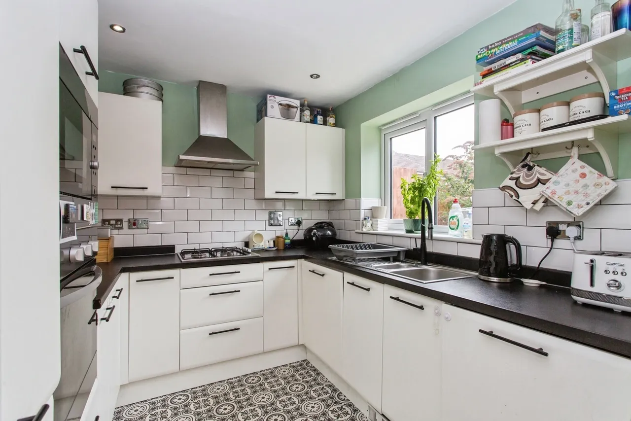 Cypress Close, Leyland, PR25, photo 10