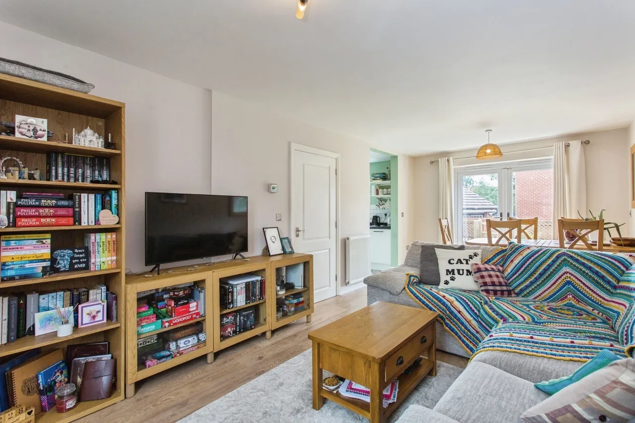 Cypress Close, Leyland, PR25, photo 3