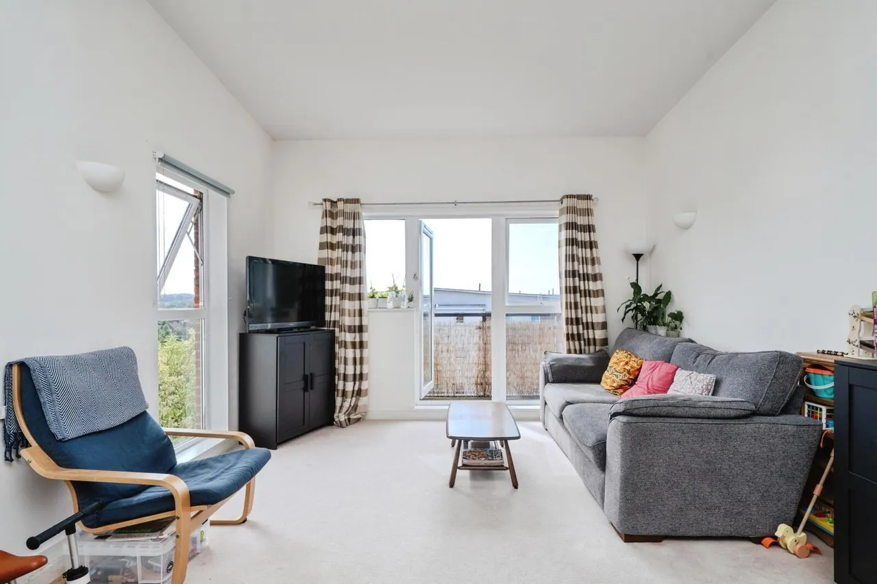 Park View Road, Leatherhead, KT22, photo 15