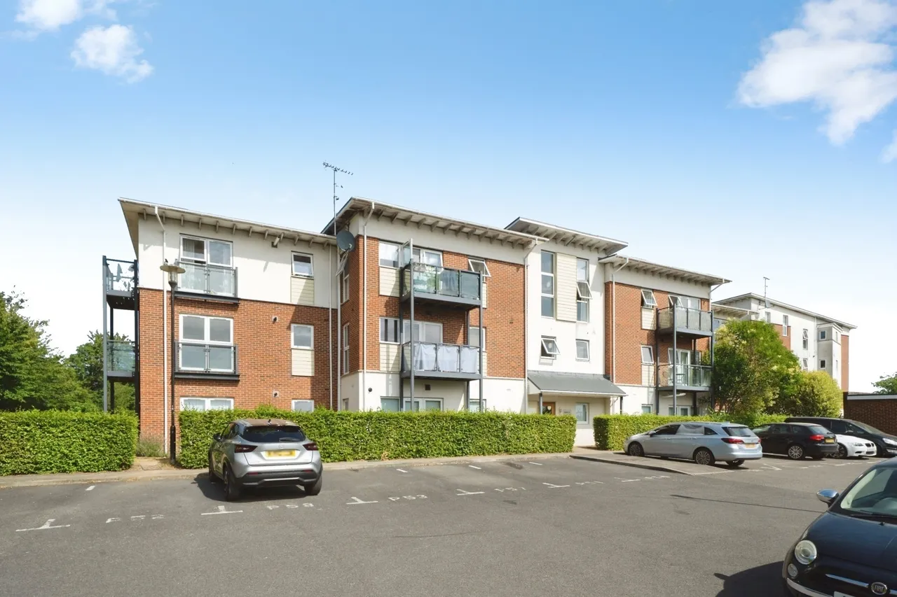Park View Road, Leatherhead, KT22, photo 5