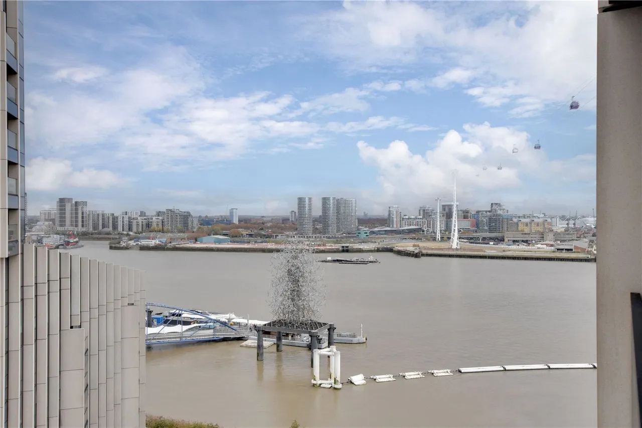 Cutter Lane, Upper Riverside, SE10, photo 8