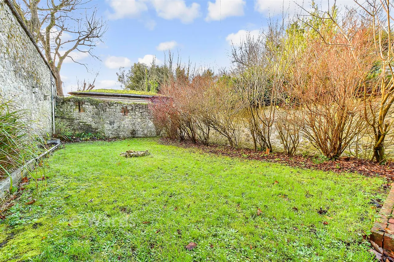 Otterpool Lane, Lympne, CT21, photo 3