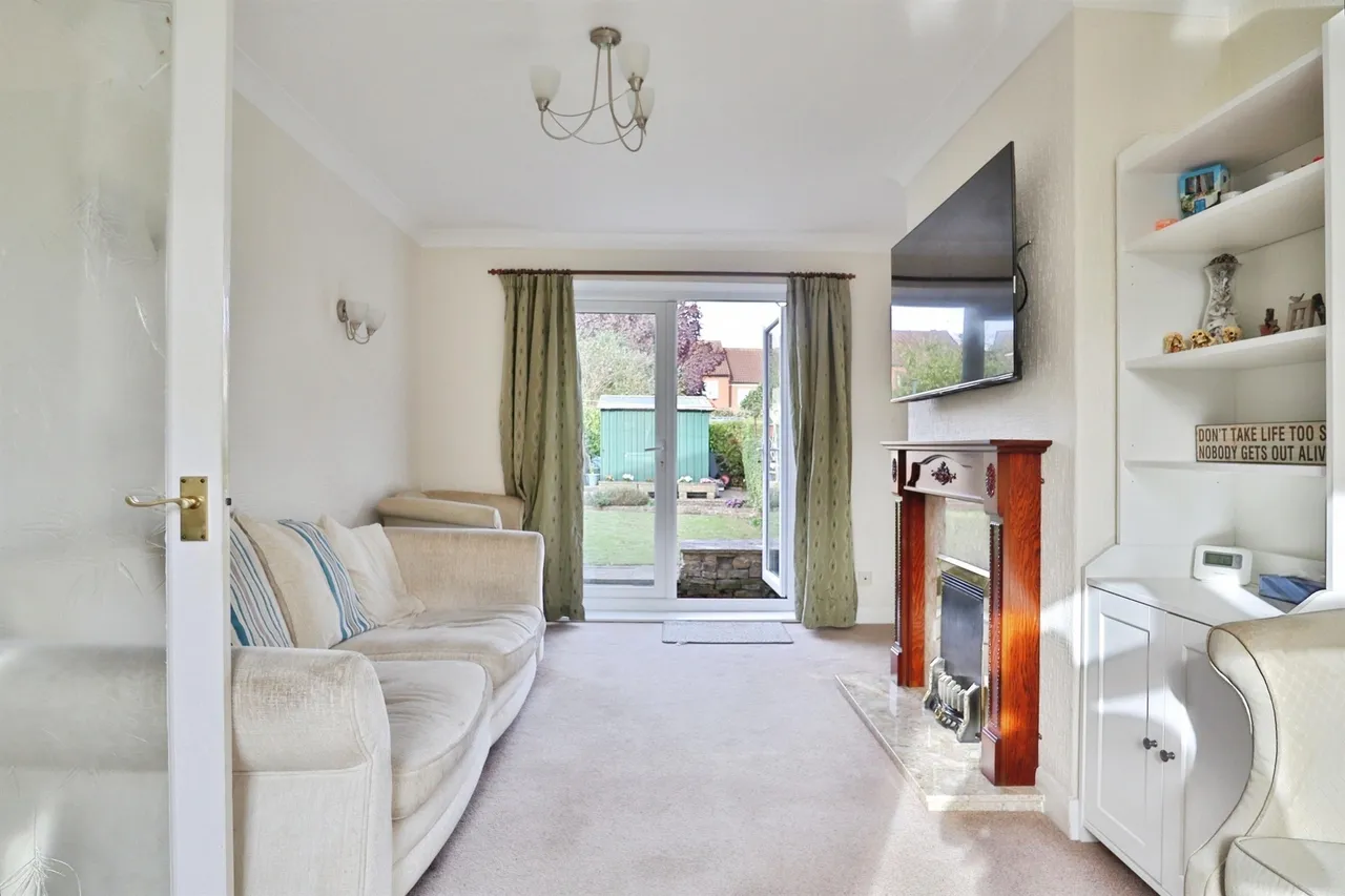 East Bank, Sherburn In Elmet, LS25, photo 3