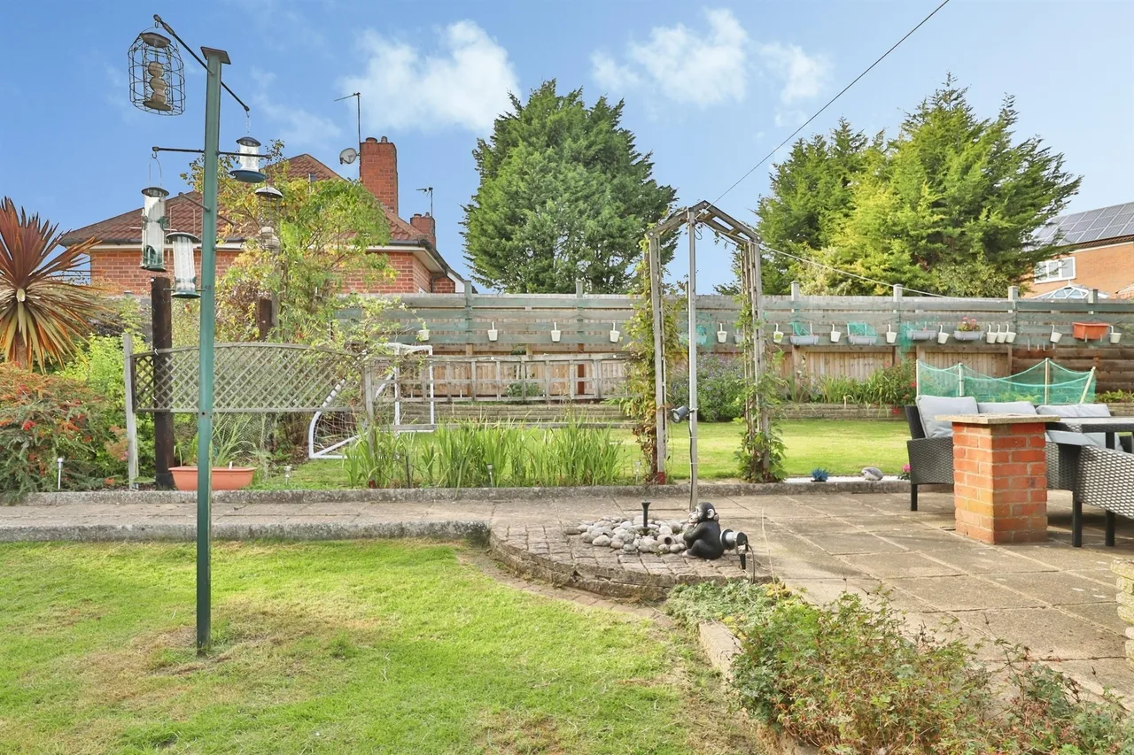 East Bank, Sherburn In Elmet, LS25, photo 12