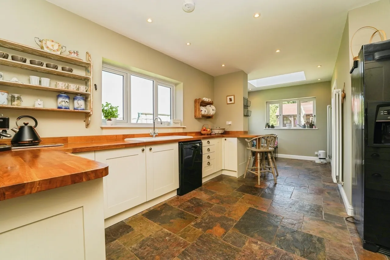 The Green, Dursley, GL11, photo 11