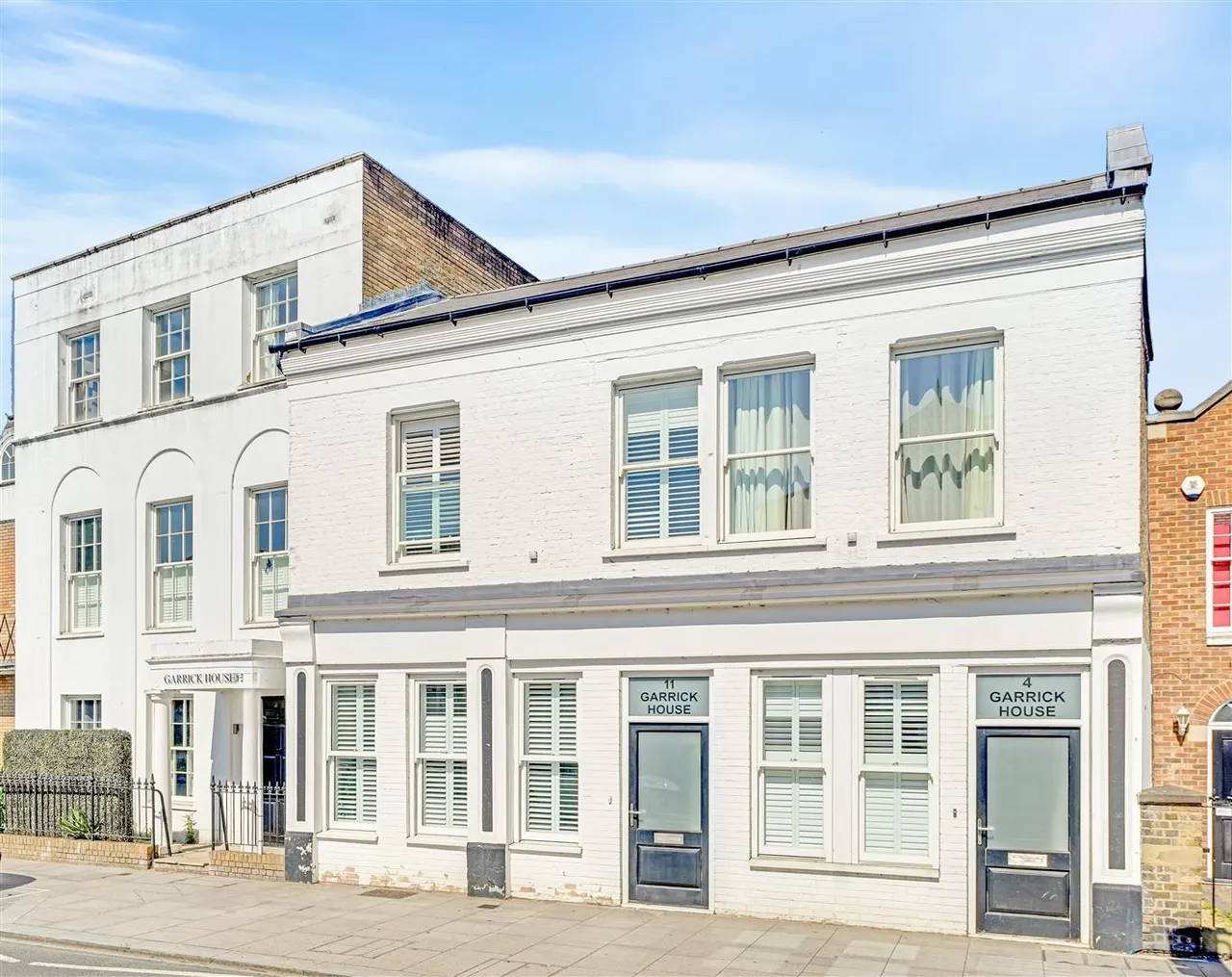 1 bed flat for sale, High Street, Hampton Hill, TW12
