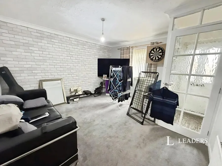 Daniels Gate, Spalding, PE11, photo 3