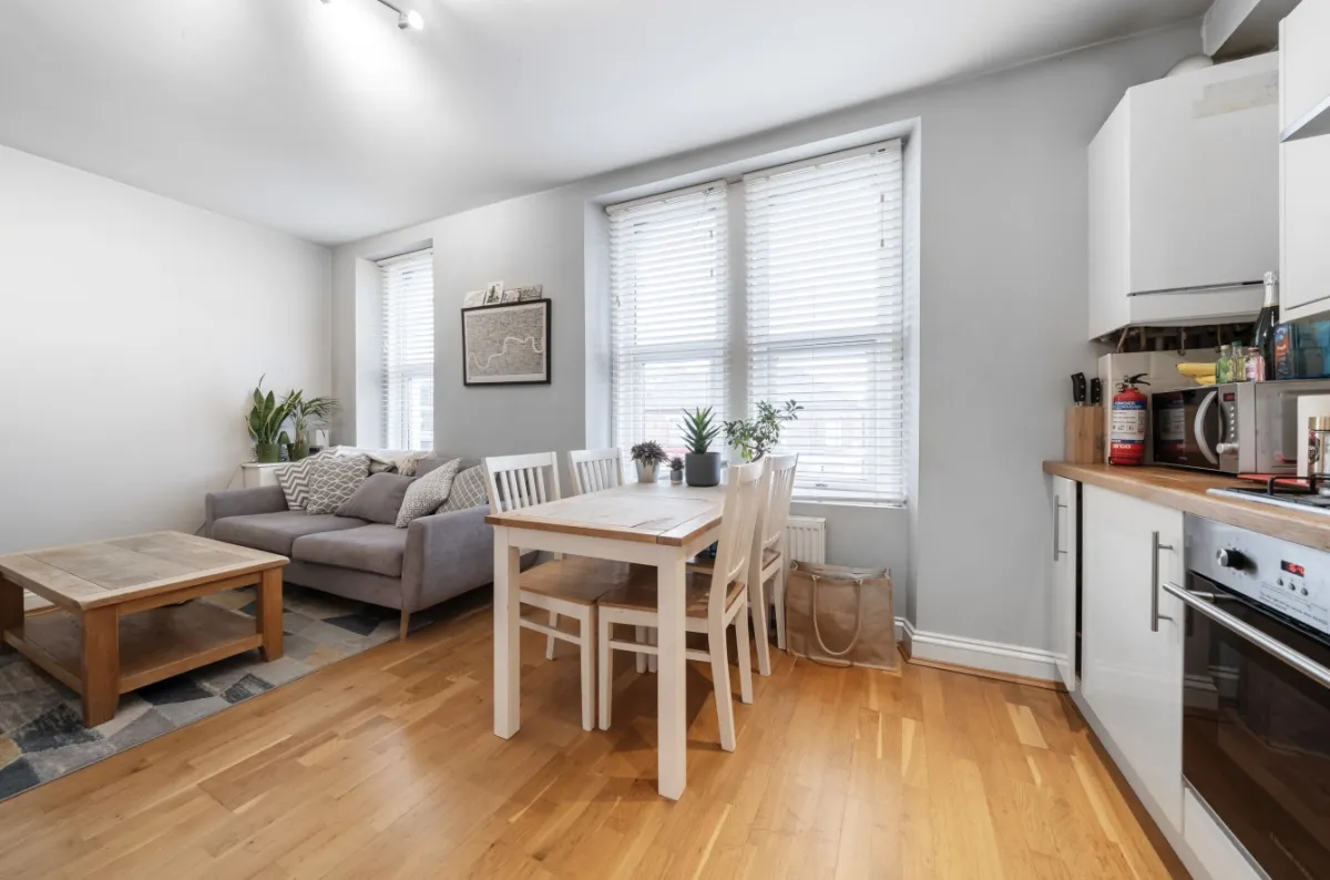Merton Road, London, SW18, photo 7