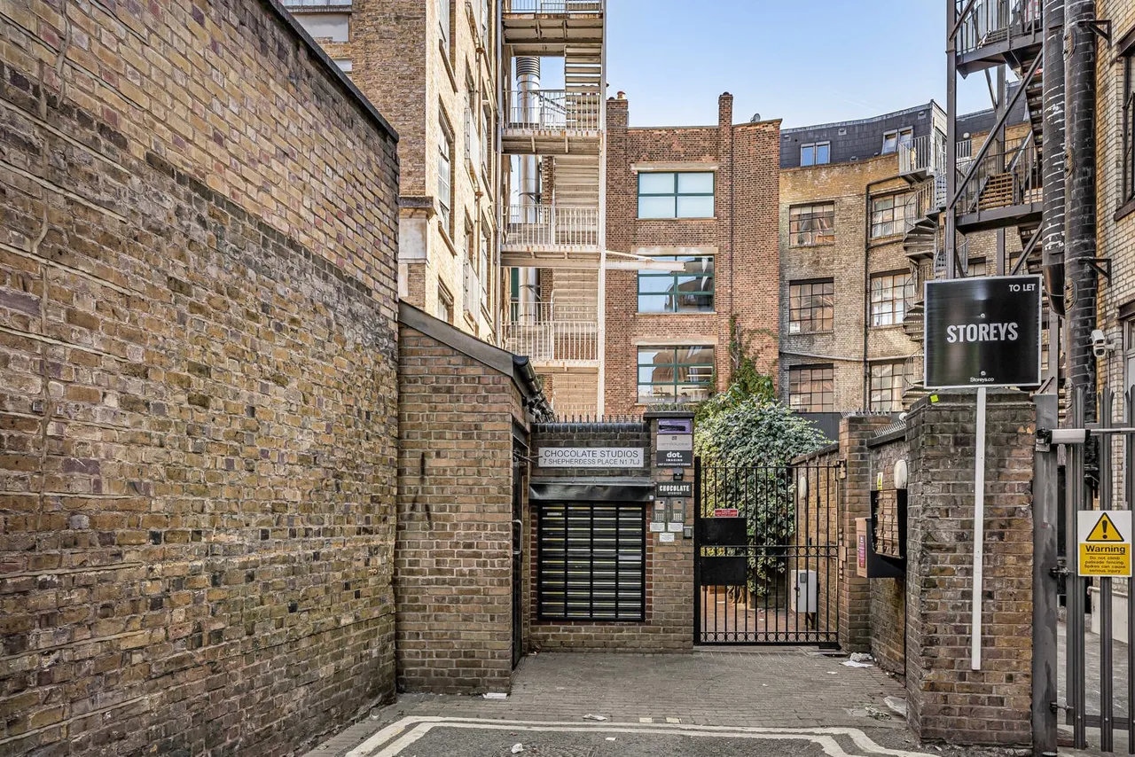 Shepherdess Place, London, N1, photo 22