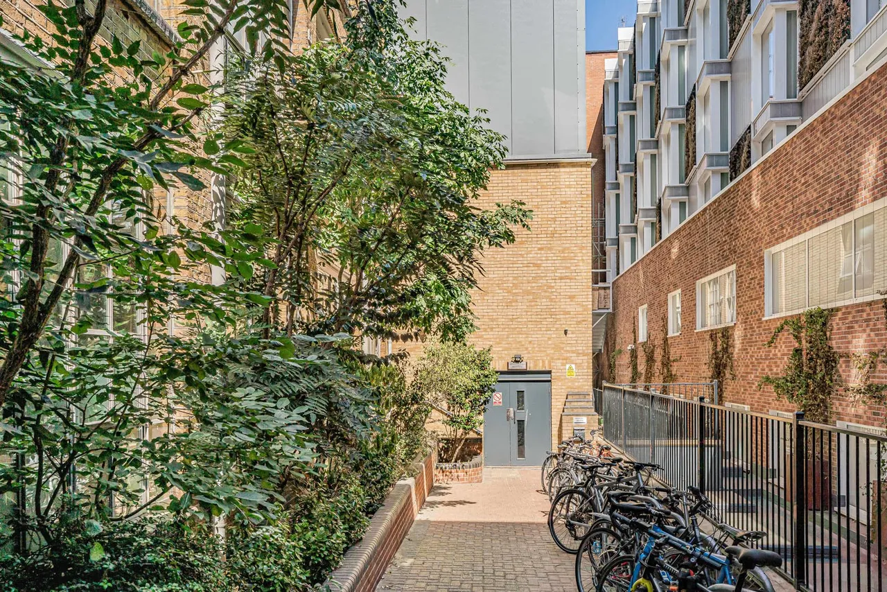 Shepherdess Place, London, N1, photo 21