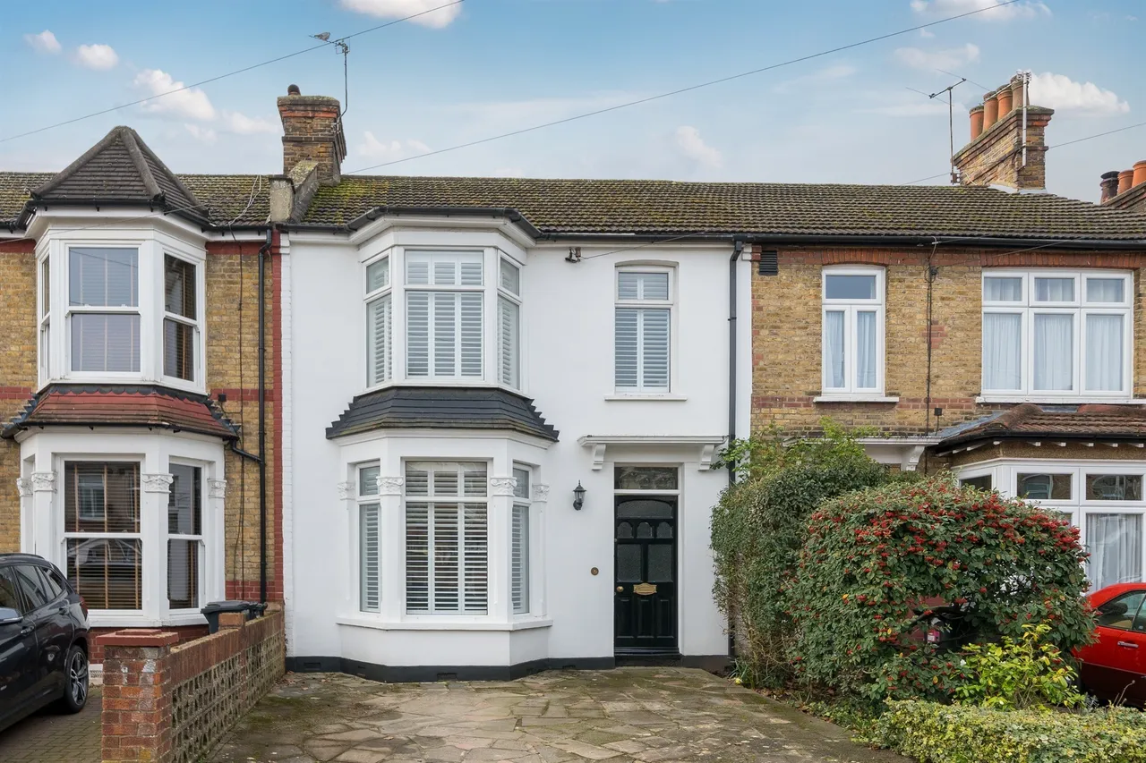 3 bed house for sale, Edenbridge Road, Enfield, EN1