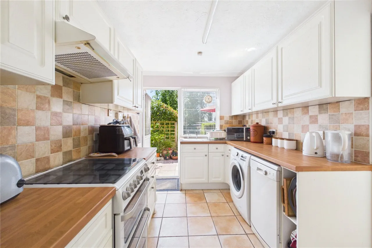 Tithebarn Grove, Calcot, RG31, photo 5