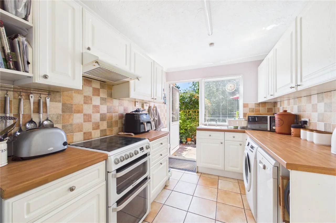 Tithebarn Grove, Calcot, RG31, photo 4