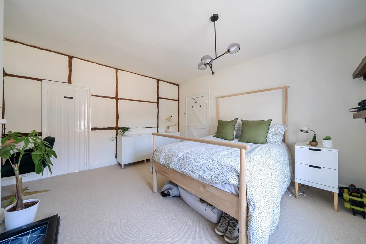 London Road, Marlborough, SN8, photo 12