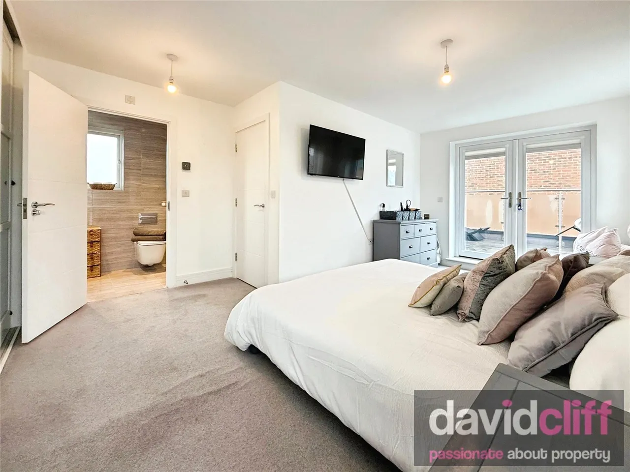 St. Marys Row, Crowthorne, RG45, photo 17