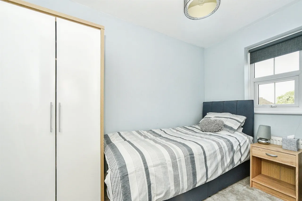 Wood Lane, Chippenham, SN15, photo 16
