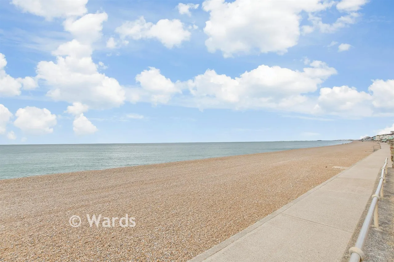 Castle Road, Sandgate, CT20, photo 11