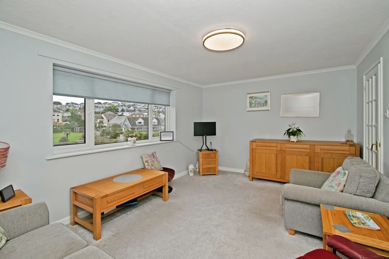Miners Court, St. Georges Hill, TR6, photo 6