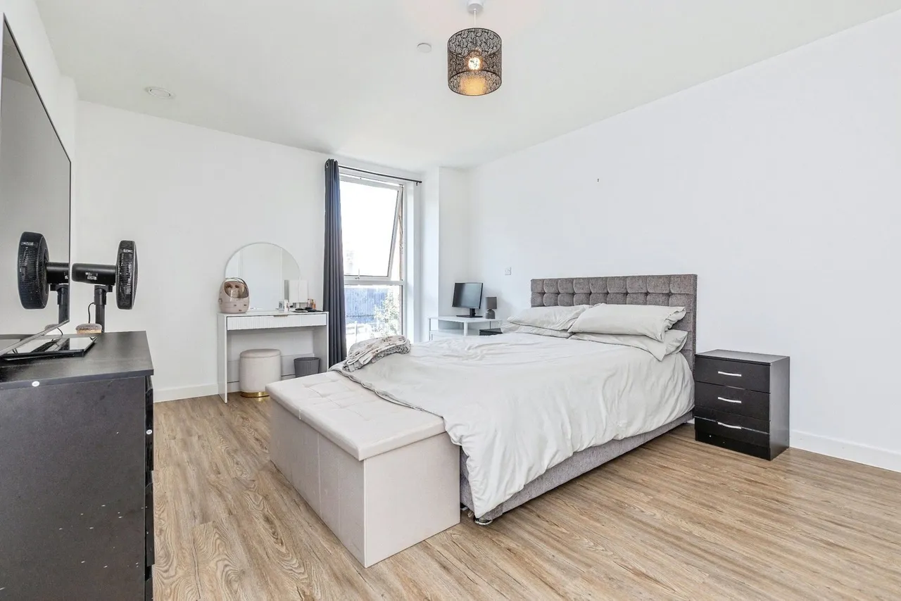 Gillingham Gate Road, Chatham, ME4, photo 12