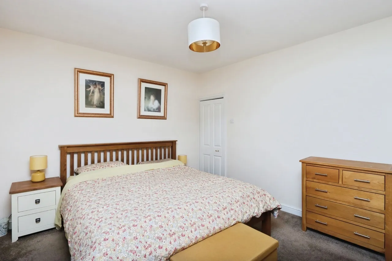 Lancing Road, Sheffield, S2, photo 8