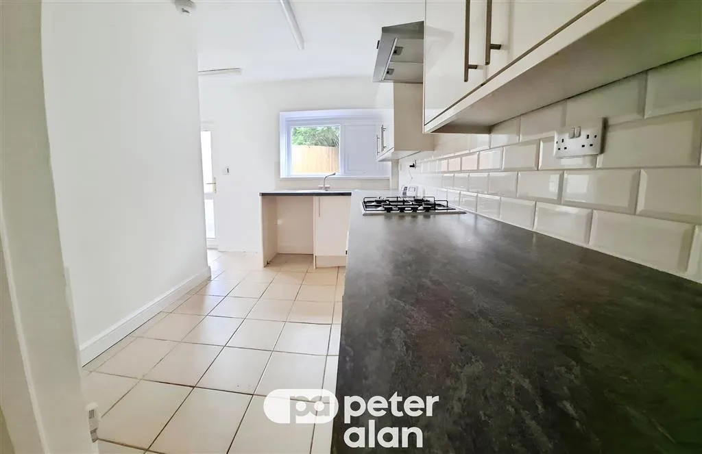 Emlyn Road, Swansea, SA1, photo 4
