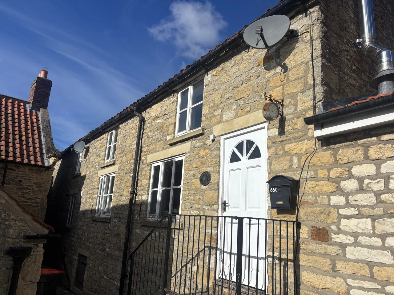 2 bed house to rent, Main Street, Ebberston, YO13
