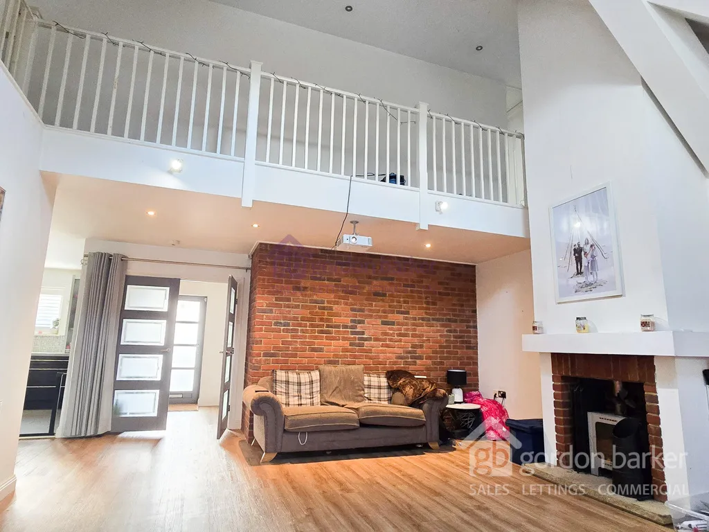 Pelican Mead, Hightown, Ringwood, BH24 3RG, photo 6
