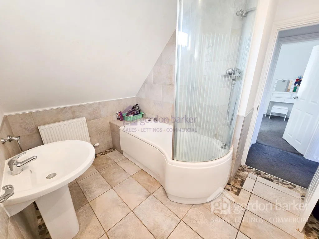 Pelican Mead, Hightown, Ringwood, BH24 3RG, photo 9