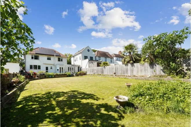 Norbury Hill, London, SW16, photo 14