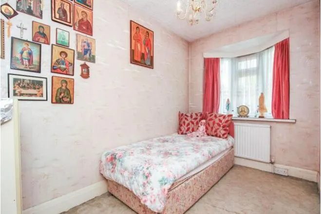 Norbury Hill, London, SW16, photo 12