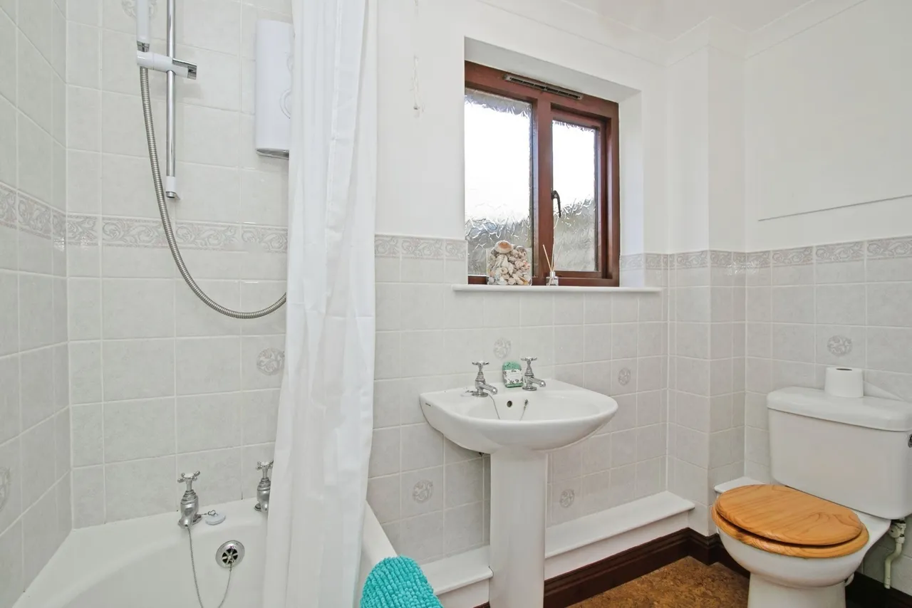 Glendale Crescent, Truro, TR4, photo 16