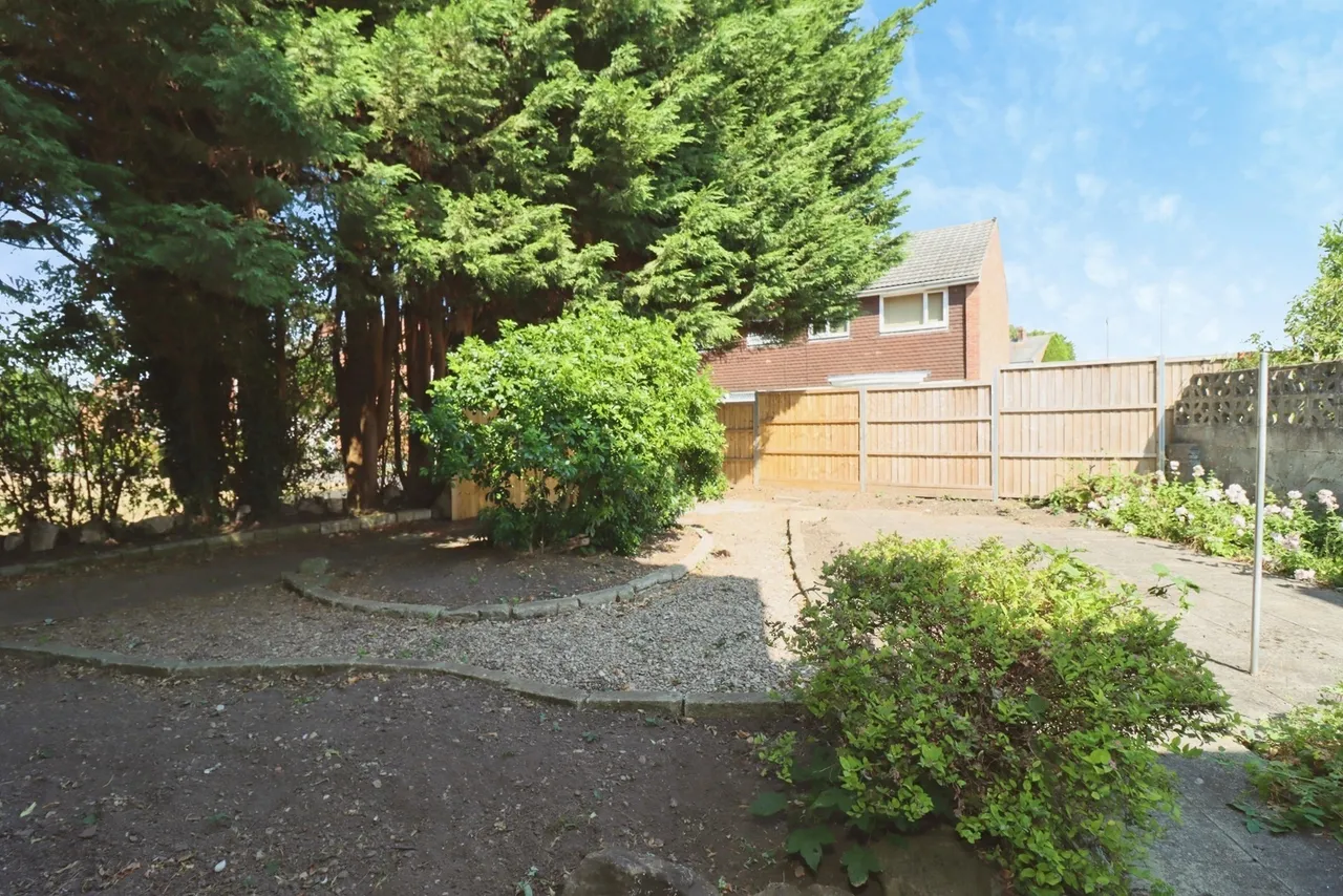 Windsor Place, Mangotsfield, Bristol, BS16, photo 2