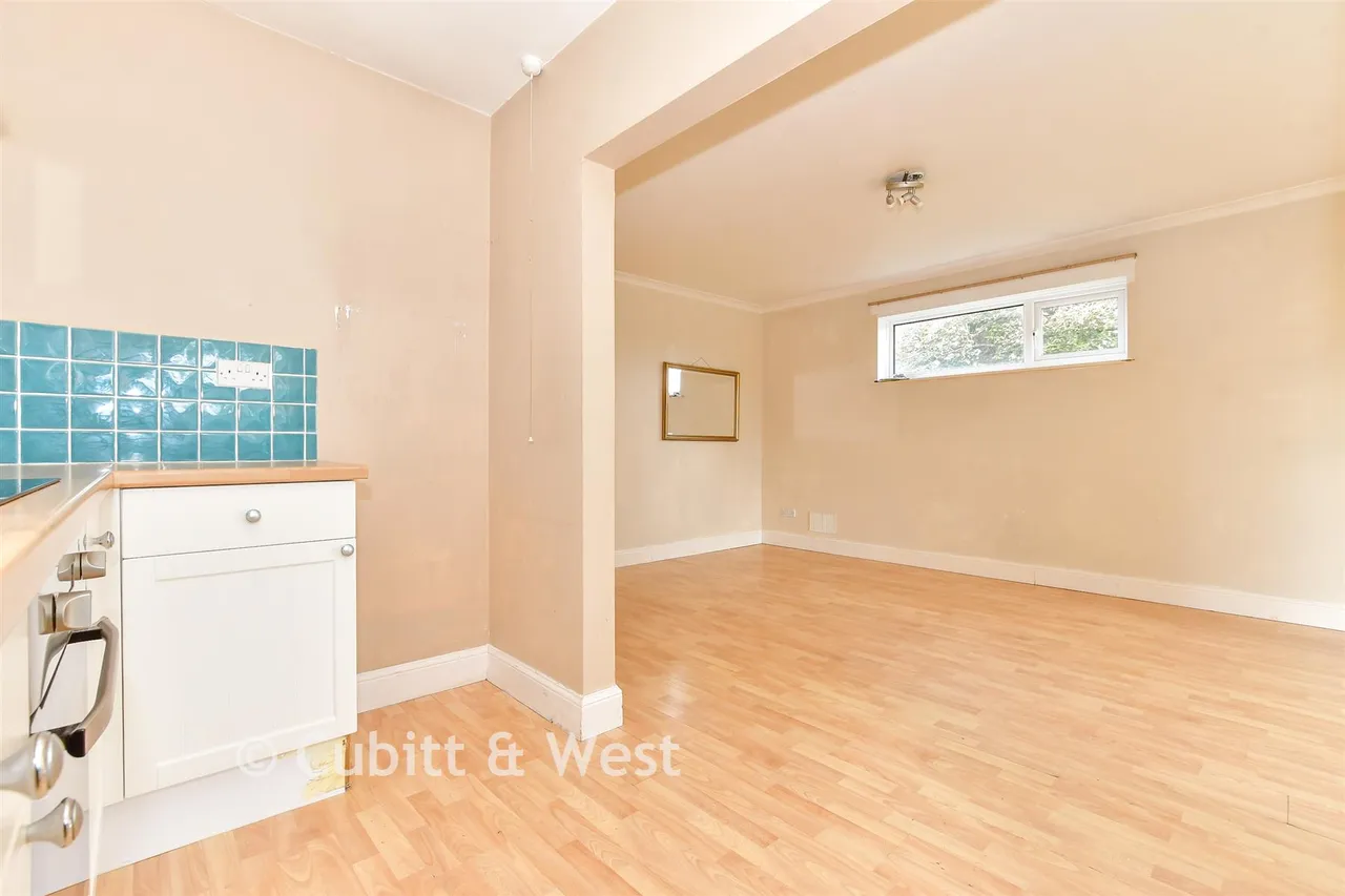 Swallow Close, Havant, PO9, photo 4