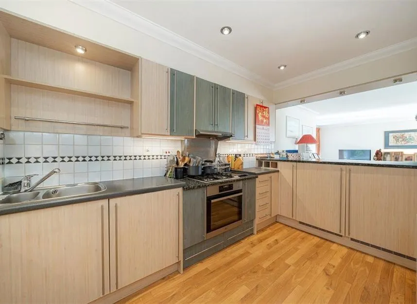 Twickenham Road, Teddington, TW11, photo 4