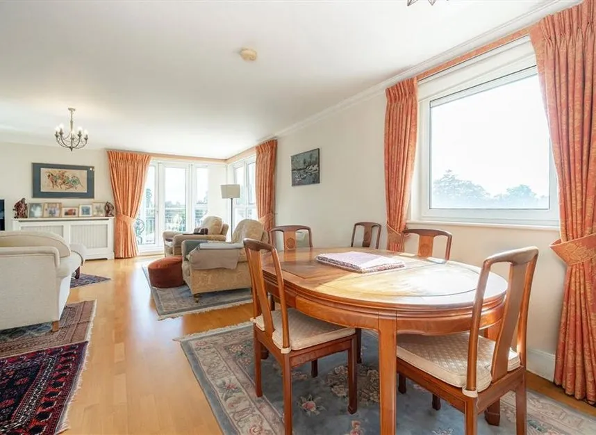 Twickenham Road, Teddington, TW11, photo 3