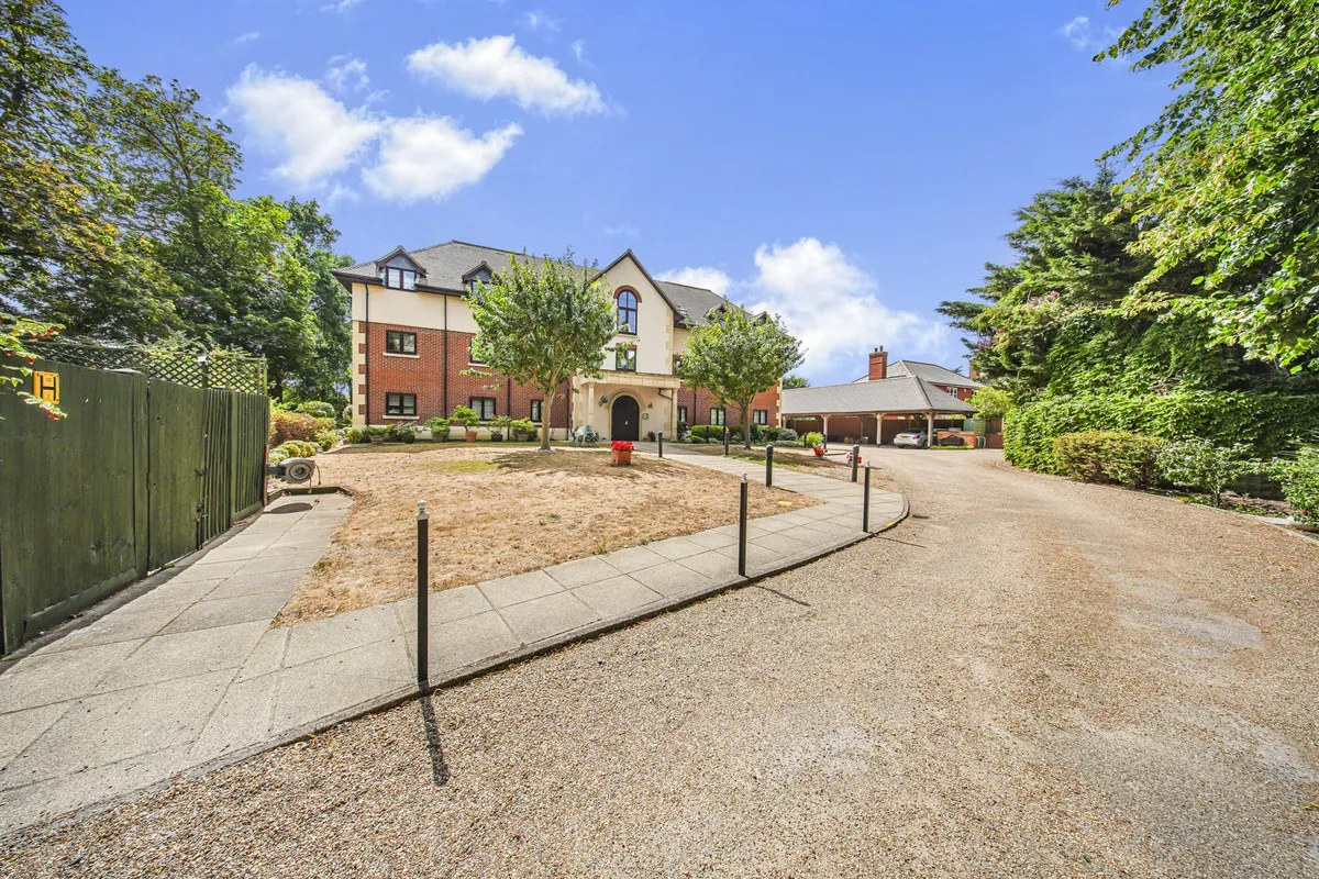 Rectory Road, Grays, RM16, photo 29